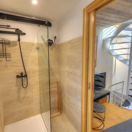 Feriehus Cozy Modernized Village House In With Large Roof Terrace Gz-dvel1-1 Munxar